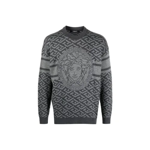 VERSACE Темно-серые Мужские Свитера