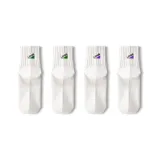 Белые носки - 2, зеленые - 2, фиолетовые.