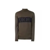 Темно-зеленый