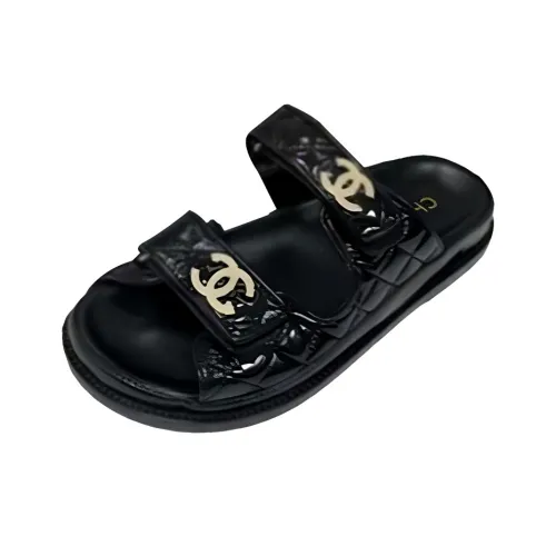 CHANEL Слипоны Женские