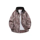 Красная и черная вышивка на шляпе