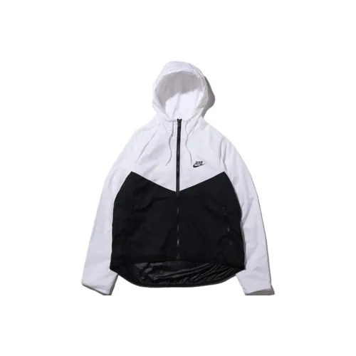 NIKE Женские Куртки