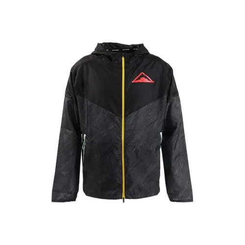 Nike Мужские черные куртки