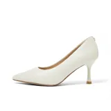 Жемчужно-белый