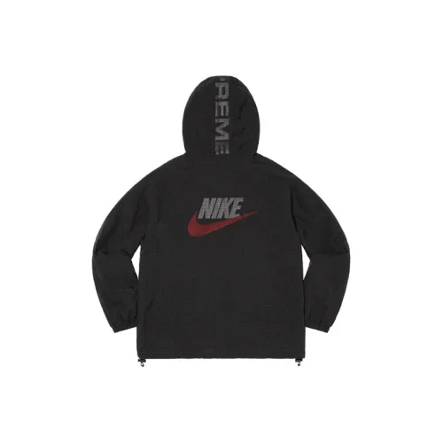 Supreme Унисекс Куртки