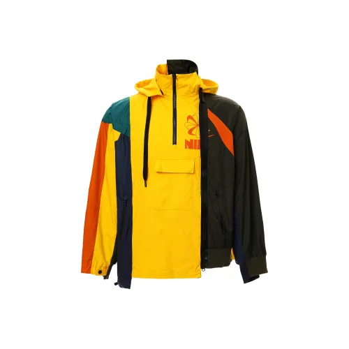 NIKE Женские Куртки