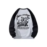 Светло-серый корпус с черными рукавами.