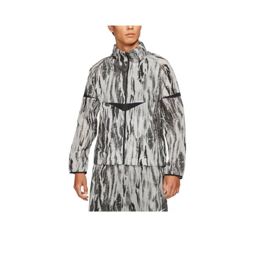 Nike Мужские черные куртки