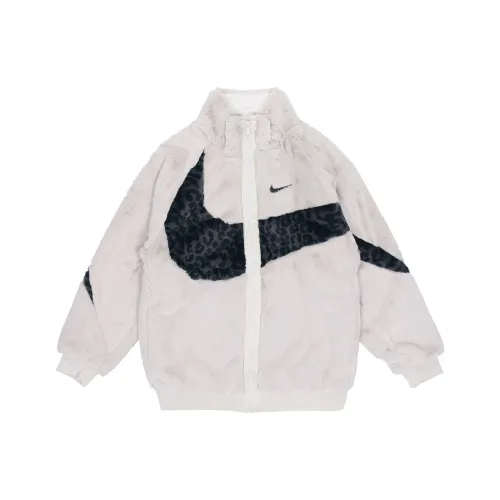 Nike Белые Мужские Куртки