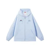 Светло-голубой