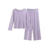 Светло-фиолетовый