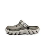 Бежево-коричневый