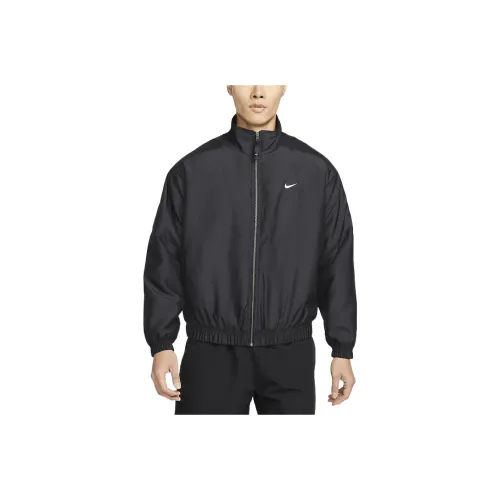 NIKE Черные Унисекс Куртки