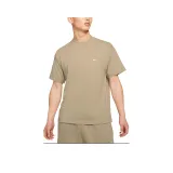 Светло-коричневый