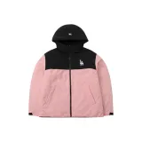 Светло-розовый