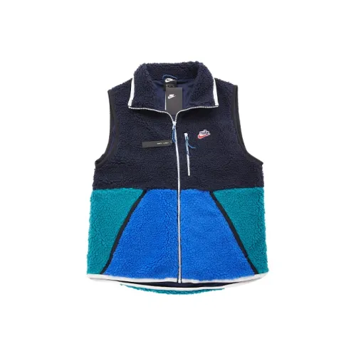 Nike Мужские жилеты