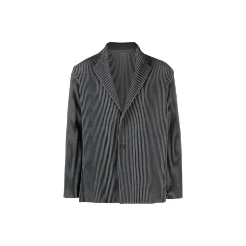 Homme Plissé Issey Miyake Бизнес-костюм Пальто Мужской Пыльно-серый