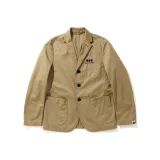 Коричневый