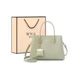 Светло-зеленый