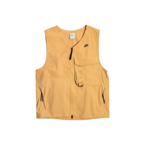 Nike SPORTSWEAR TECH PACK Linen Thread Yellow Men's Vests