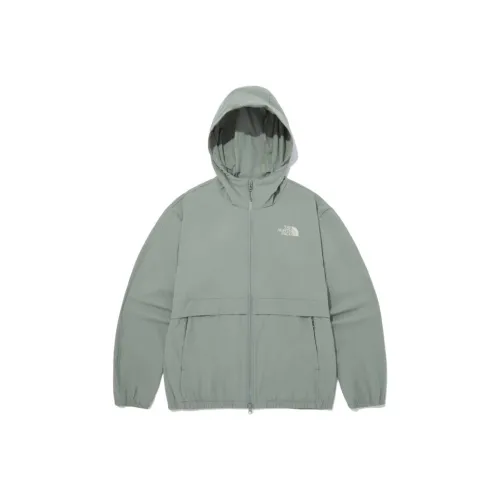 THE NORTH FACE Куртки и Пальто Мужской Оливково-зеленый