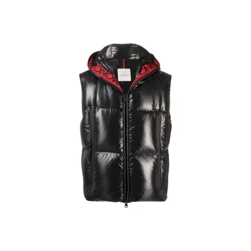 Moncler Мужские жилеты черного цвета