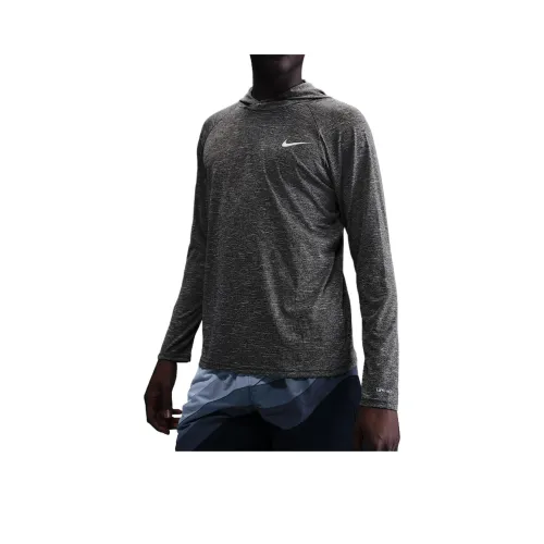 Мужская рубашка Nike Dri-Fit Swoosh T черного цвета