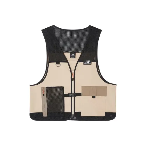 New Balance Хаки Мужские Жилеты