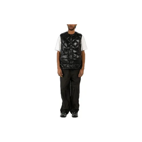And Wander Черные Унисекс Жилеты