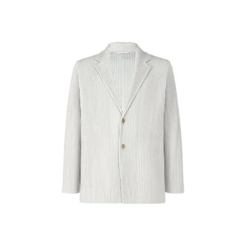 Homme Plissé Issey Miyake Бизнес-костюм Пальто Мужской Светло-серый