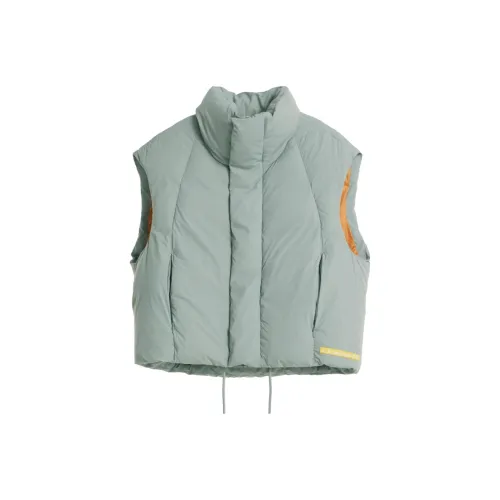 A. A. Spectrum Унисекс Down Vest