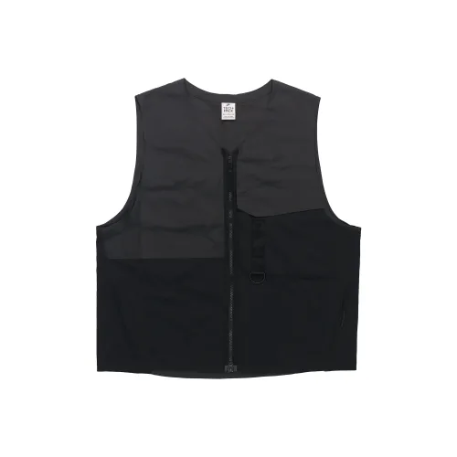 Nike SPORTSWEAR TECH PACK Черные мужские жилеты