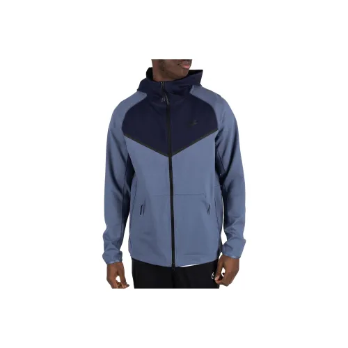 Nike Светло-фиолетовые Мужские Куртки