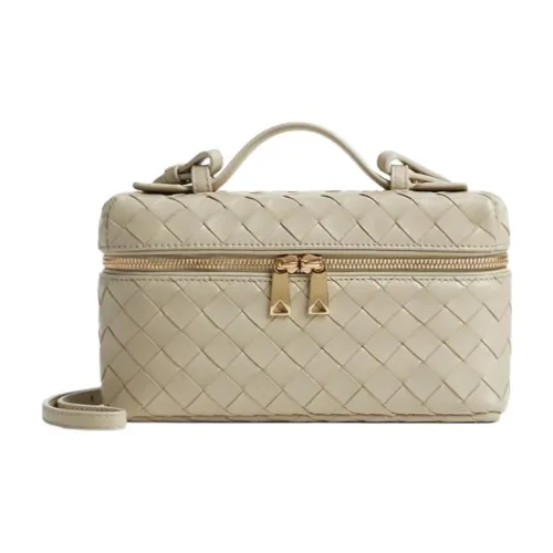 Bottega Veneta Коровья кожа Косметичка Женская Бежевая