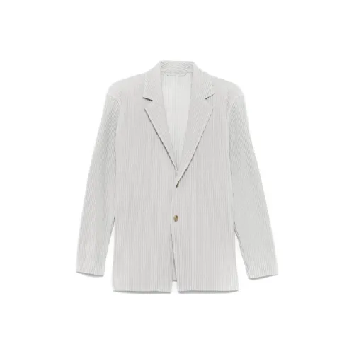 Homme Plissé Issey Miyake Бизнес-костюм мужской светло-серый