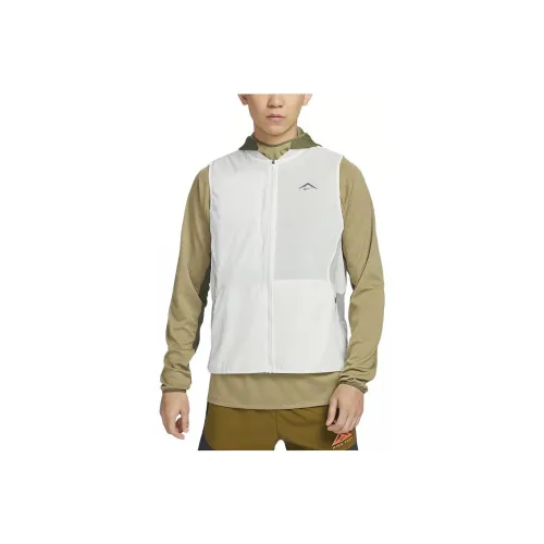 Nike Жилет Мужской Mountain PEAK Белый