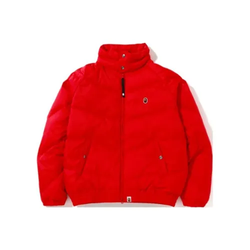 A BATHING APE FW22 Значок Воротник-стойка без капюшона Облегающий Умеренный Пуховик Мужской Красный