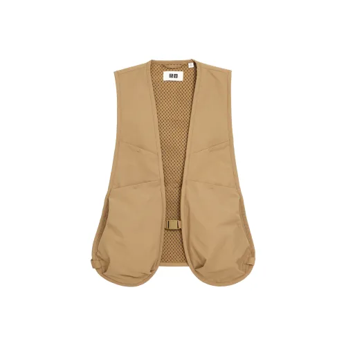 UNIQLO Темно-бежевые мужские жилеты