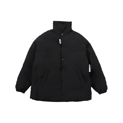 Badass Babes Empire Черный Унисекс Объёмные куртки (пуфы)