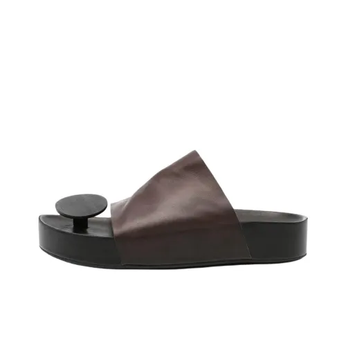 UMA WANG Шлепанцы Женские Шоколад