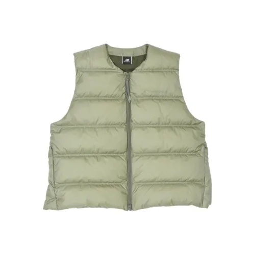 New Balance MET24 Жилет Мужской Темно-оливковый Зеленый