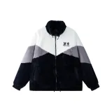 Белый и темно-синий