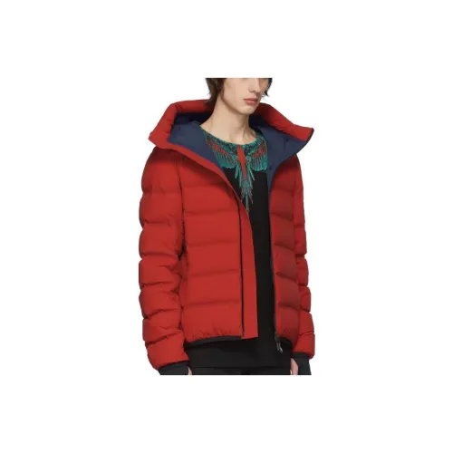 Moncler Grenoble Мужской пуховик красного цвета