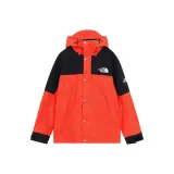 Оранжево-красный