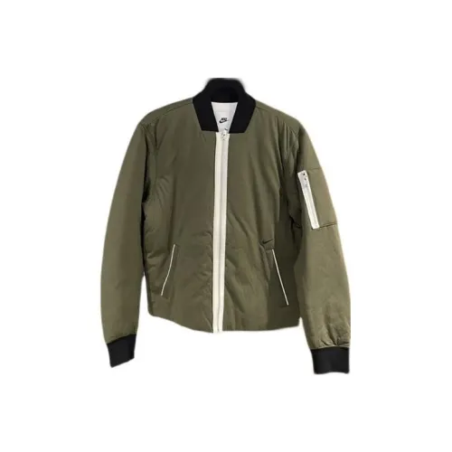 Nike Зеленый Мужской Пуховик