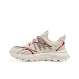 Бежево-красный