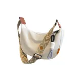 Белый и коричневый с шармом.