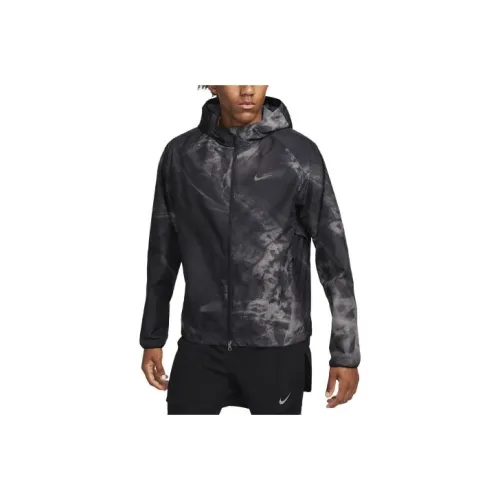 Nike Мужские черные куртки