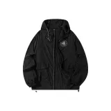 Яркий черный