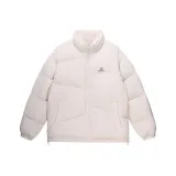 Бежево-абрикосовый